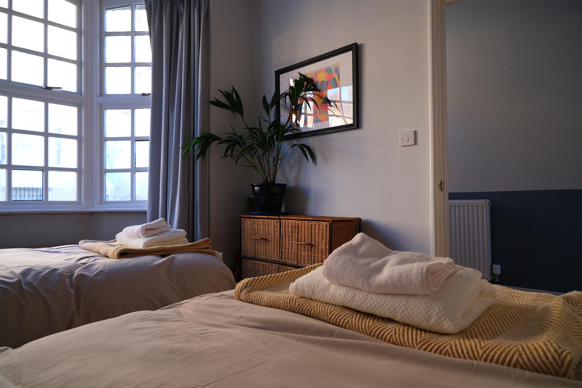 Twin bedroom with two single beds